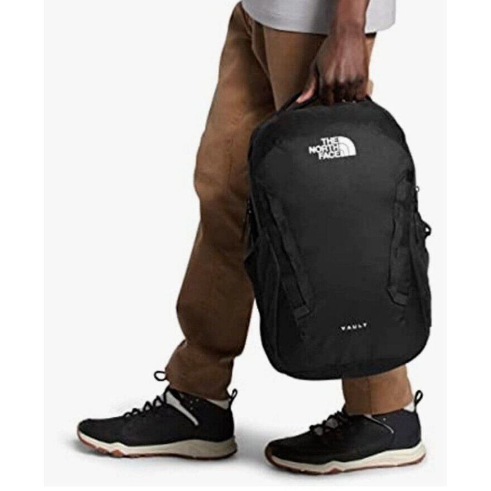 The North Face 30 L Backpack - Black (NF0A3KV1JK3)